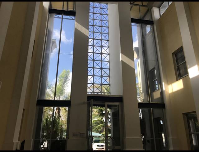 907M² OFFICE TO LET IN TYGER VALLEY